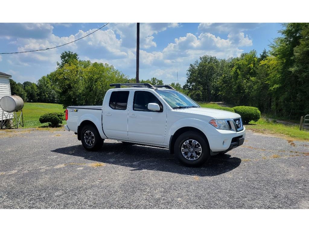 2015 Nissan Frontier PRO-4X Crew Cab for sale by dealer