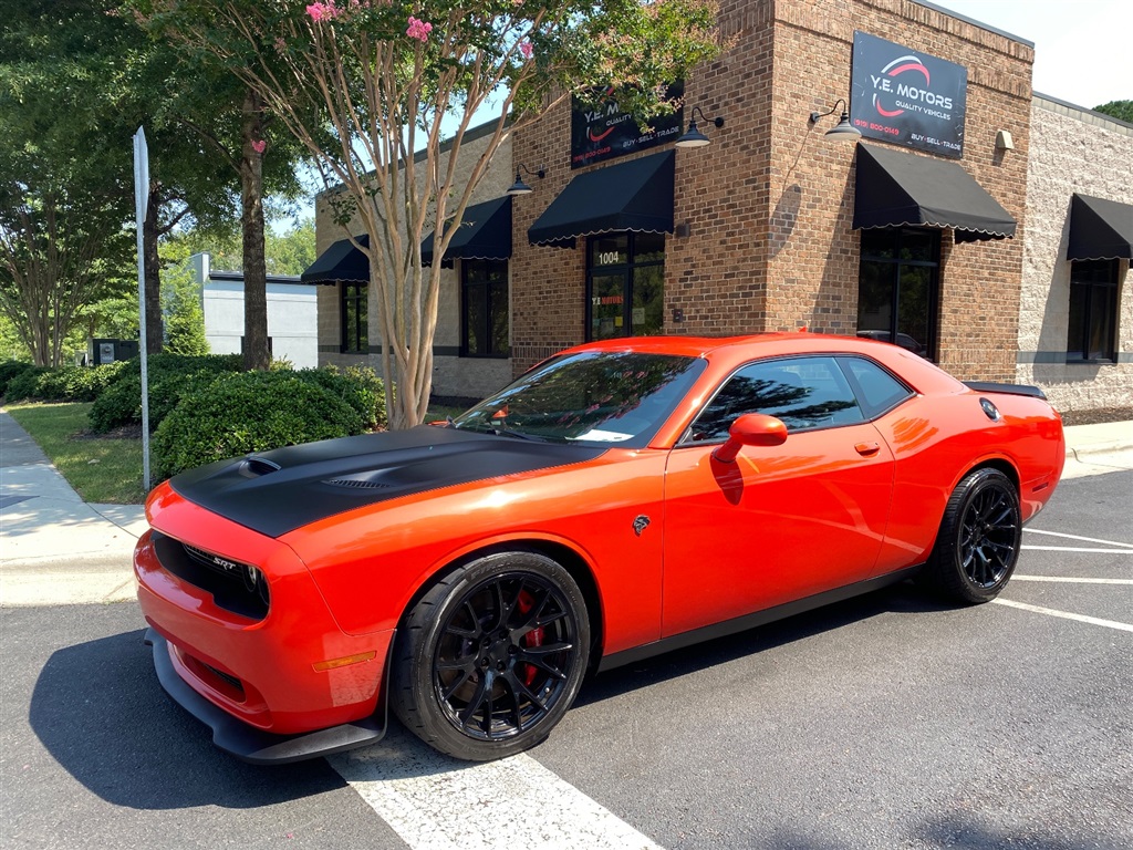 2016 Dodge Challenger SRT Hellcat for sale by dealer