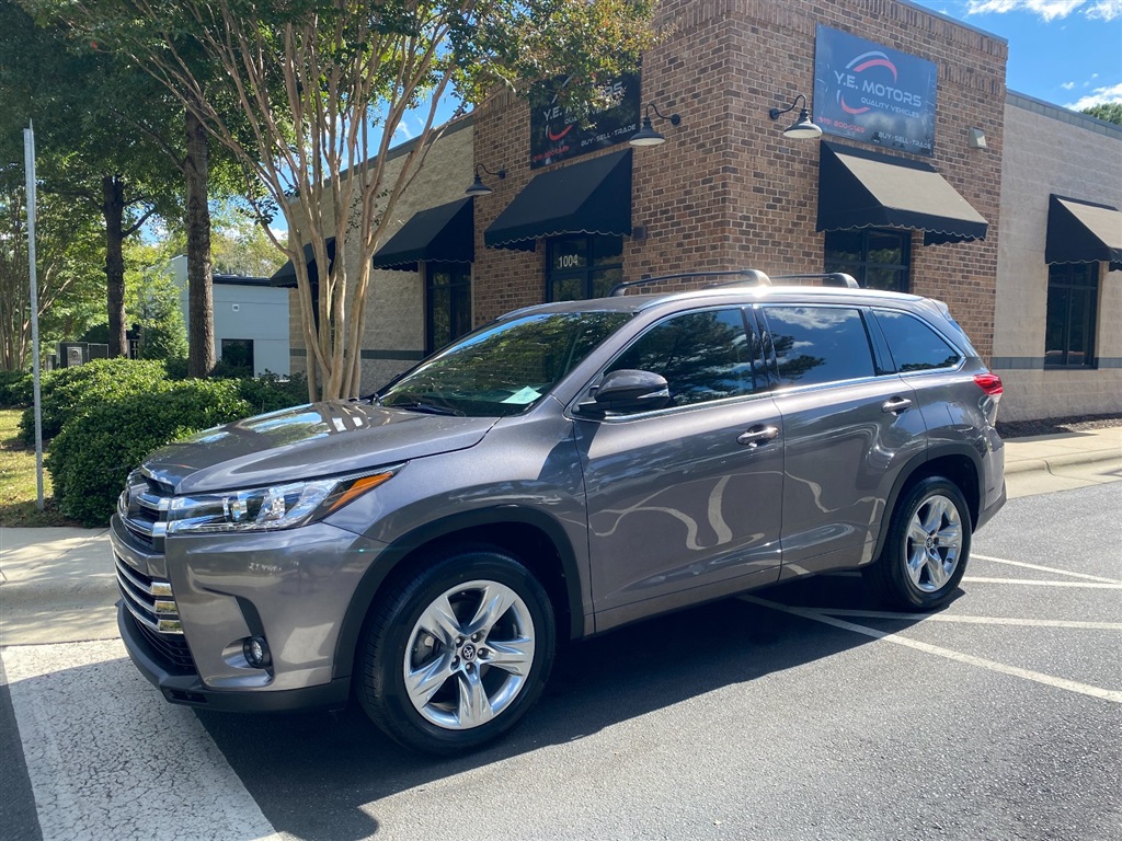 2017 Toyota Highlander Limited FWD V6 for sale by dealer