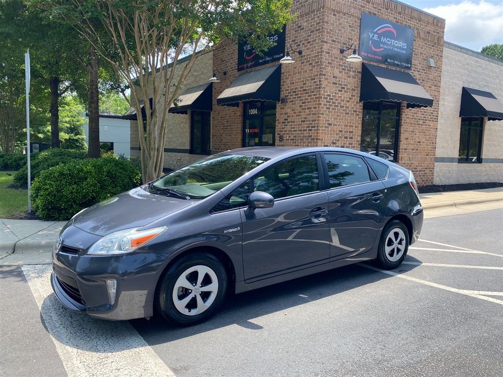 2014 Toyota Prius Two for sale by dealer