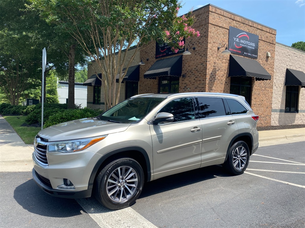 2015 Toyota Highlander Limited Platinum FWD V6 for sale by dealer