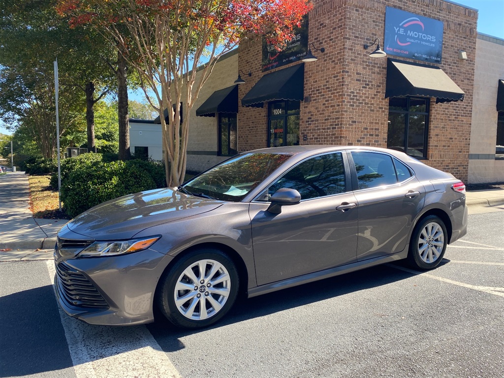 2018 Toyota Camry LE for sale by dealer