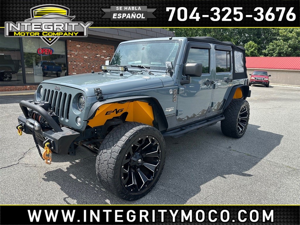 2014 Jeep Wrangler Unlimited Sahara 4WD for sale by dealer