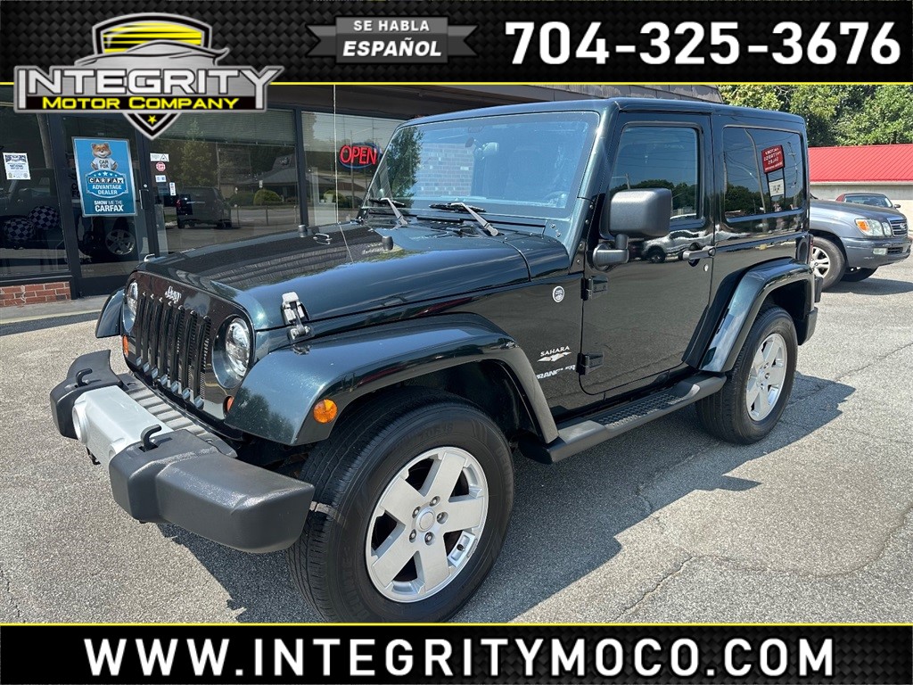 2012 Jeep Wrangler Sahara 4WD for sale by dealer