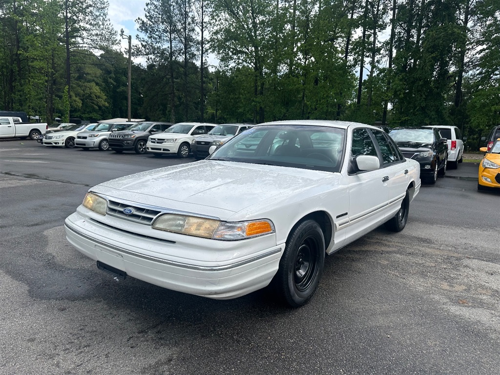 1995 Ford Crown Victoria for sale by dealer