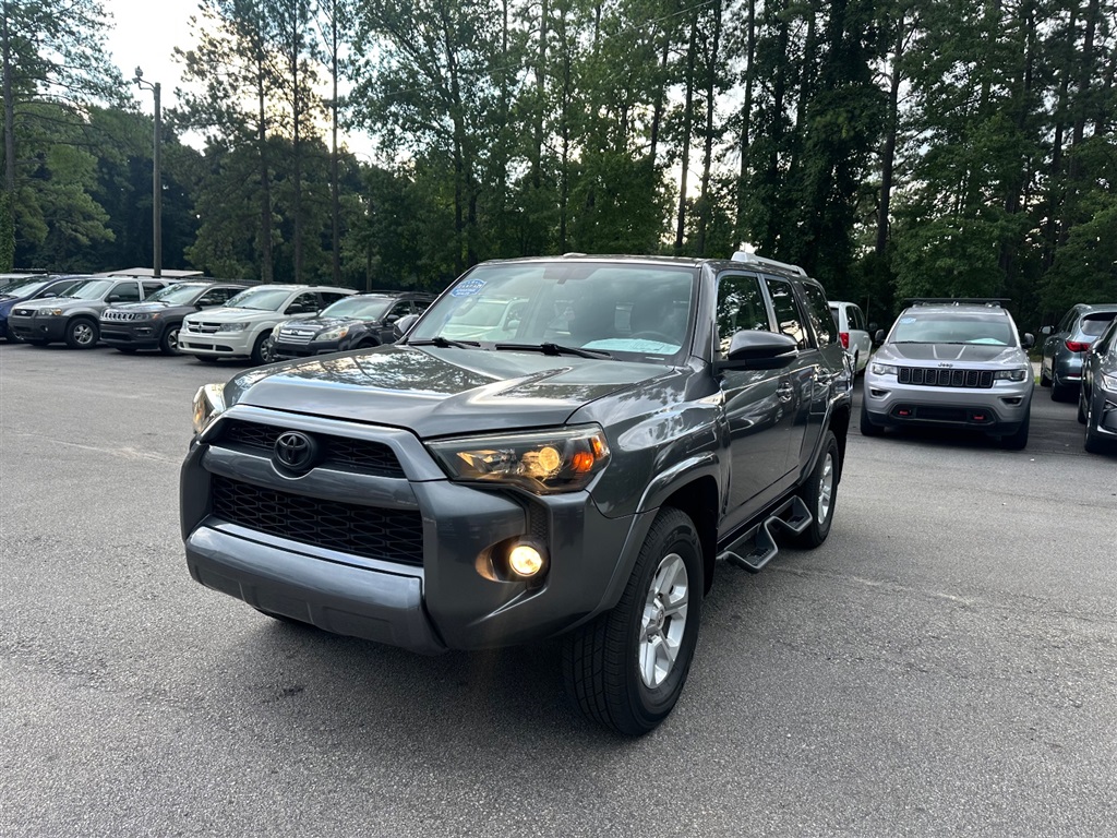 2018 Toyota 4Runner SR5 4WD for sale by dealer