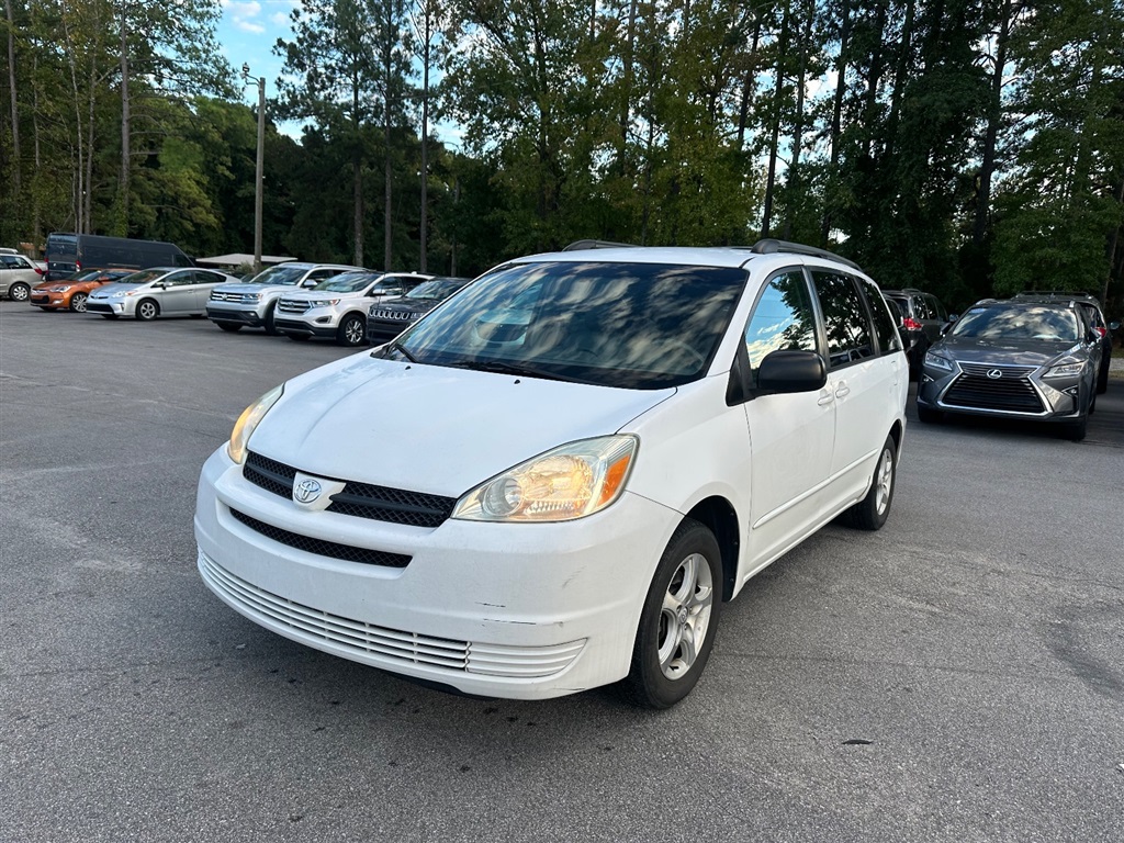 2005 Toyota Sienna LE - 8 Passenger Seating for sale by dealer