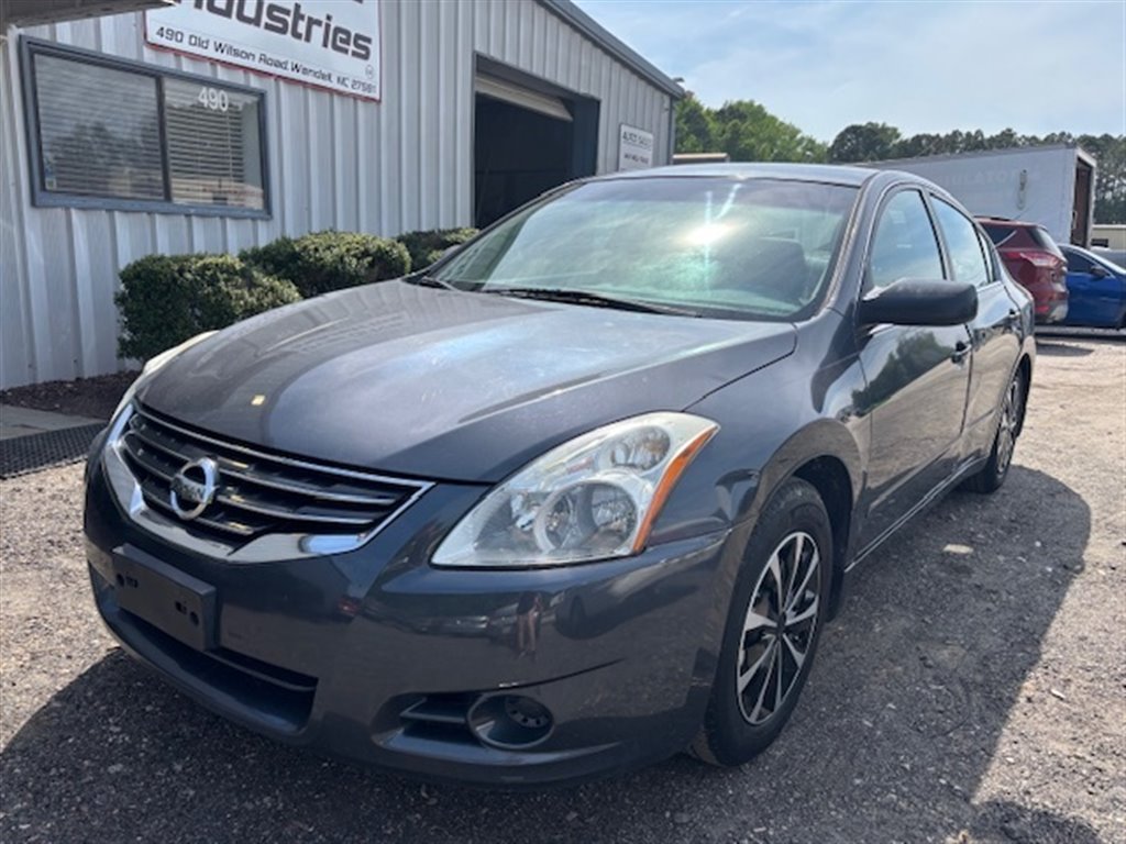 2010 Nissan Altima 2.5 S for sale by dealer