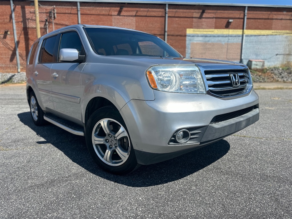 2012 Honda Pilot EX-L 4WD 5-Spd AT with Navigation for sale by dealer