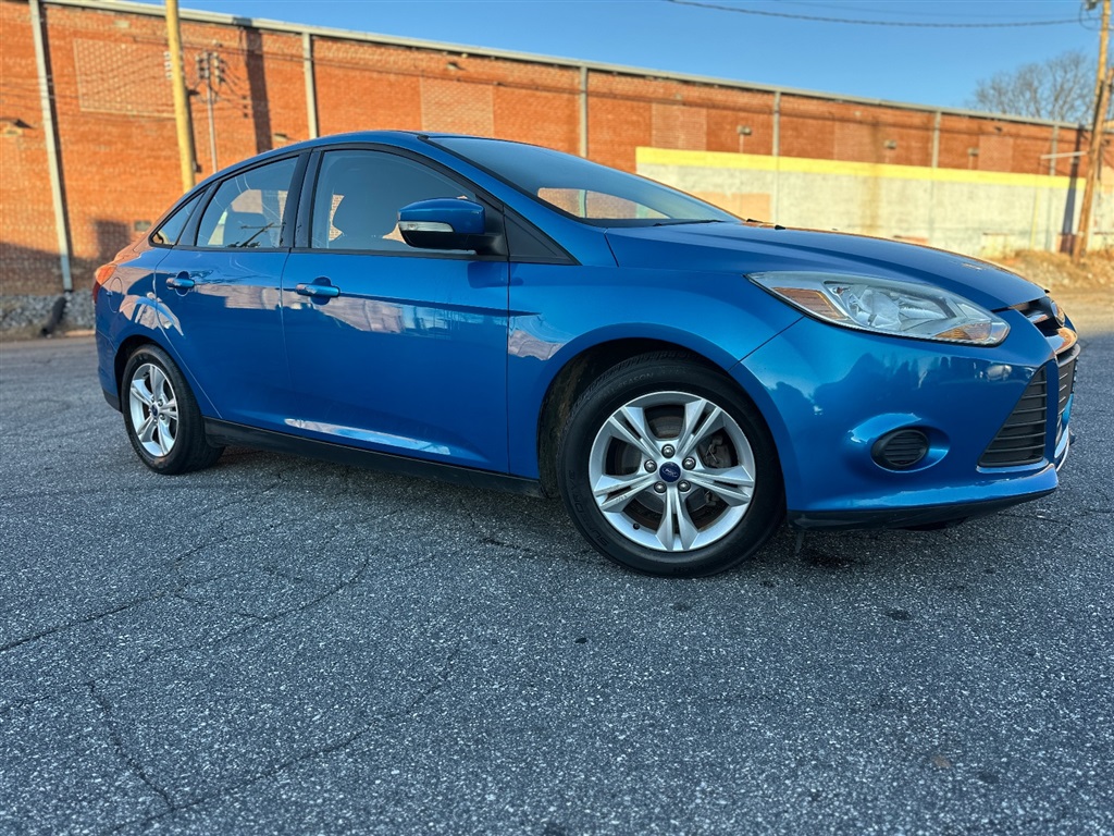 2014 Ford Focus SE Sedan for sale by dealer