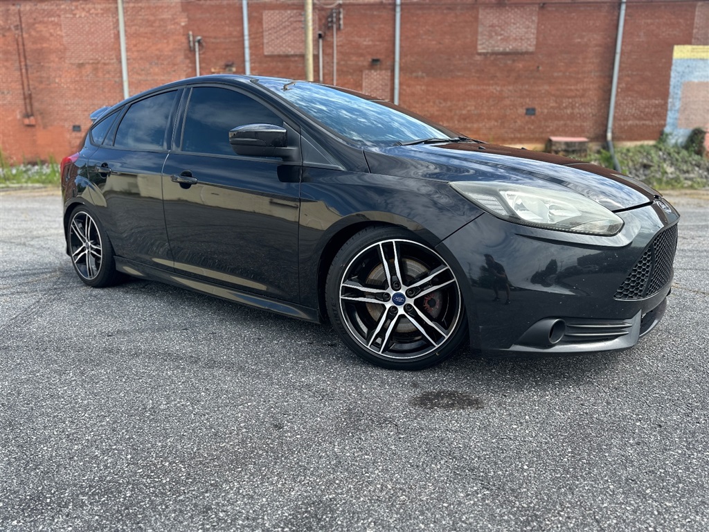 2013 Ford Focus ST Hatch for sale by dealer