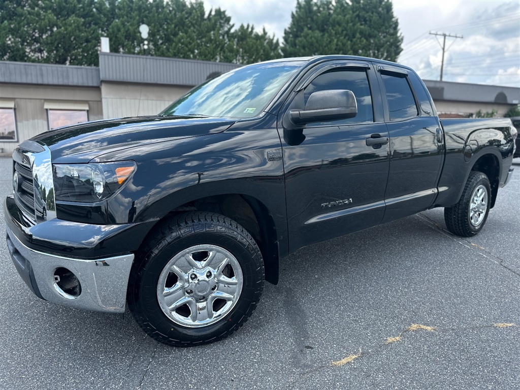 2007 Toyota Tundra SR5 Double Cab 5AT 2WD for sale by dealer