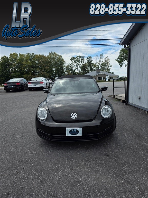 2015 Volkswagen Beetle 1.8T PZEV Convertible w/Technology for sale by dealer
