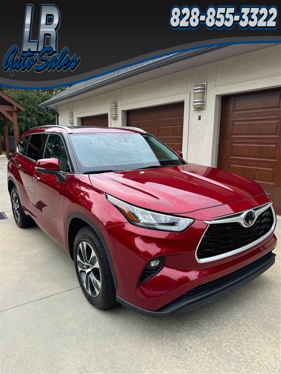 2020 Toyota Highlander XLE FWD V6 for sale by dealer