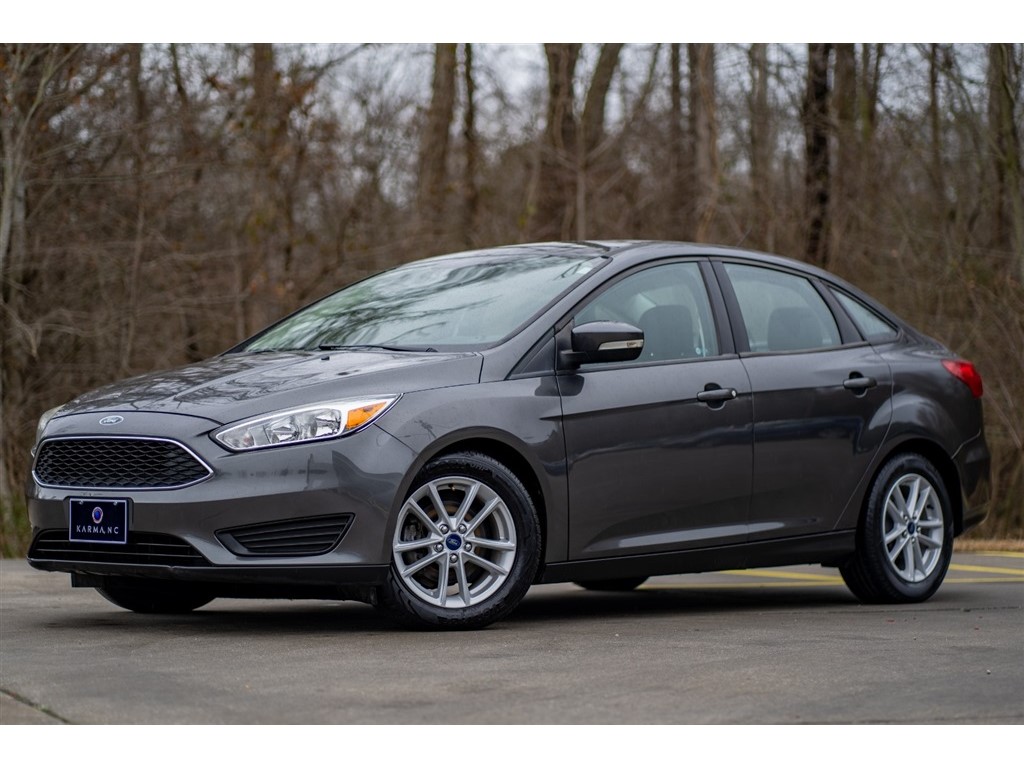 2016 Ford Focus SE Sedan for sale by dealer