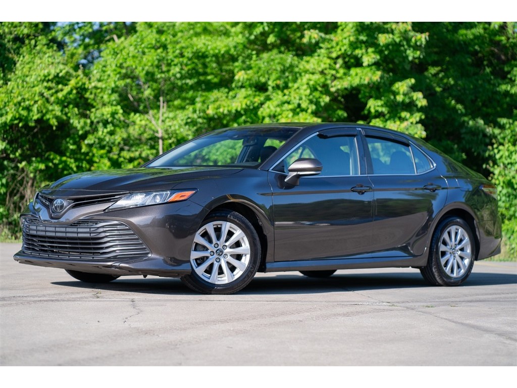 2018 Toyota Camry LE for sale by dealer