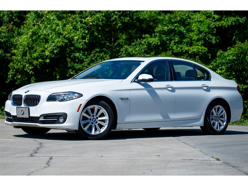2015 BMW 5-Series 528i for sale by dealer