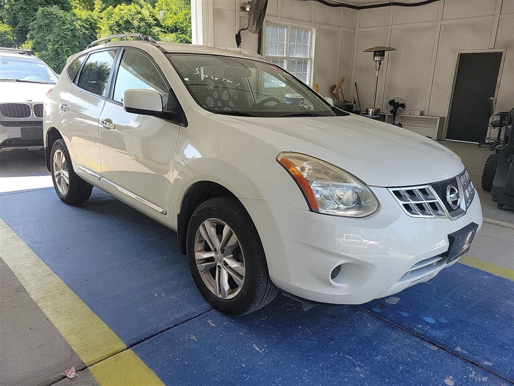 2013 Nissan Rogue SV AWD for sale by dealer