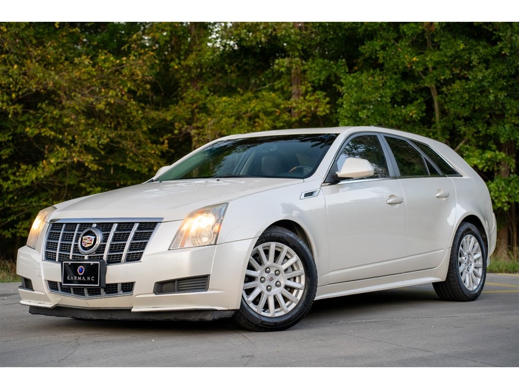 2012 Cadillac CTS Sport Wagon 3.0L Luxury for sale by dealer