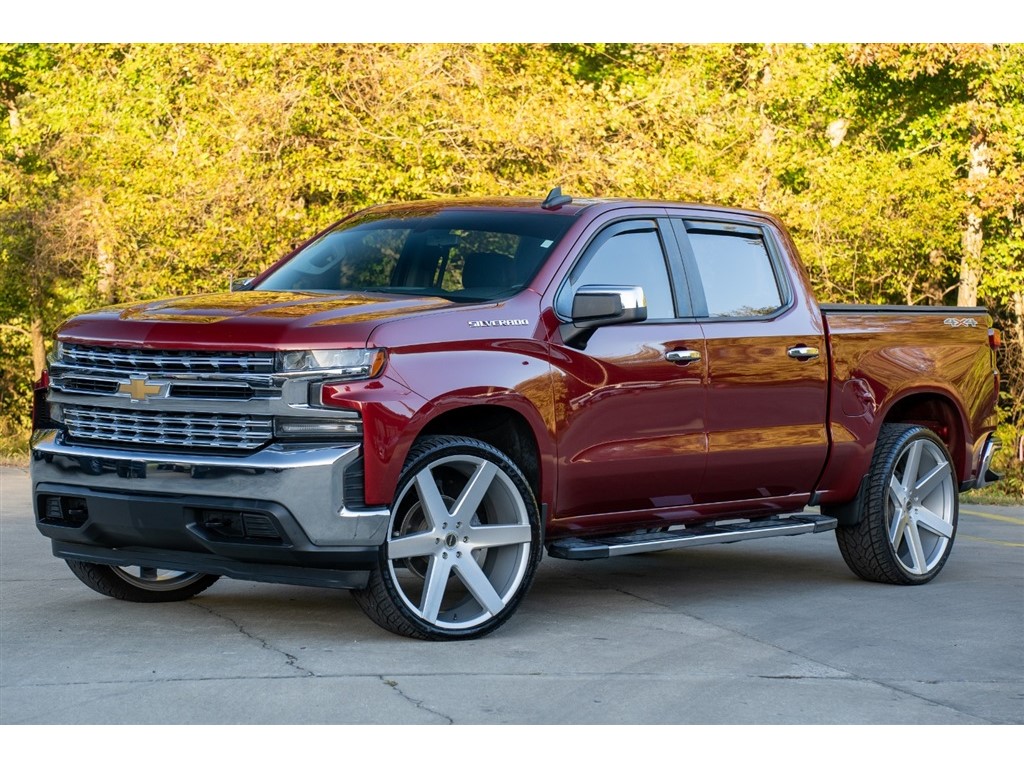 2019 Chevrolet Silverado 1500 LT 4WD for sale by dealer