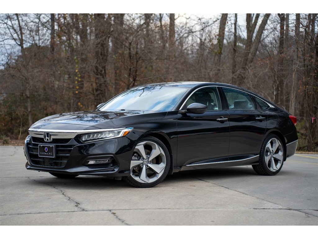 2018 Honda Accord Touring CVT for sale by dealer