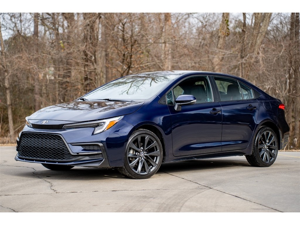 2023 Toyota Corolla SE for sale by dealer