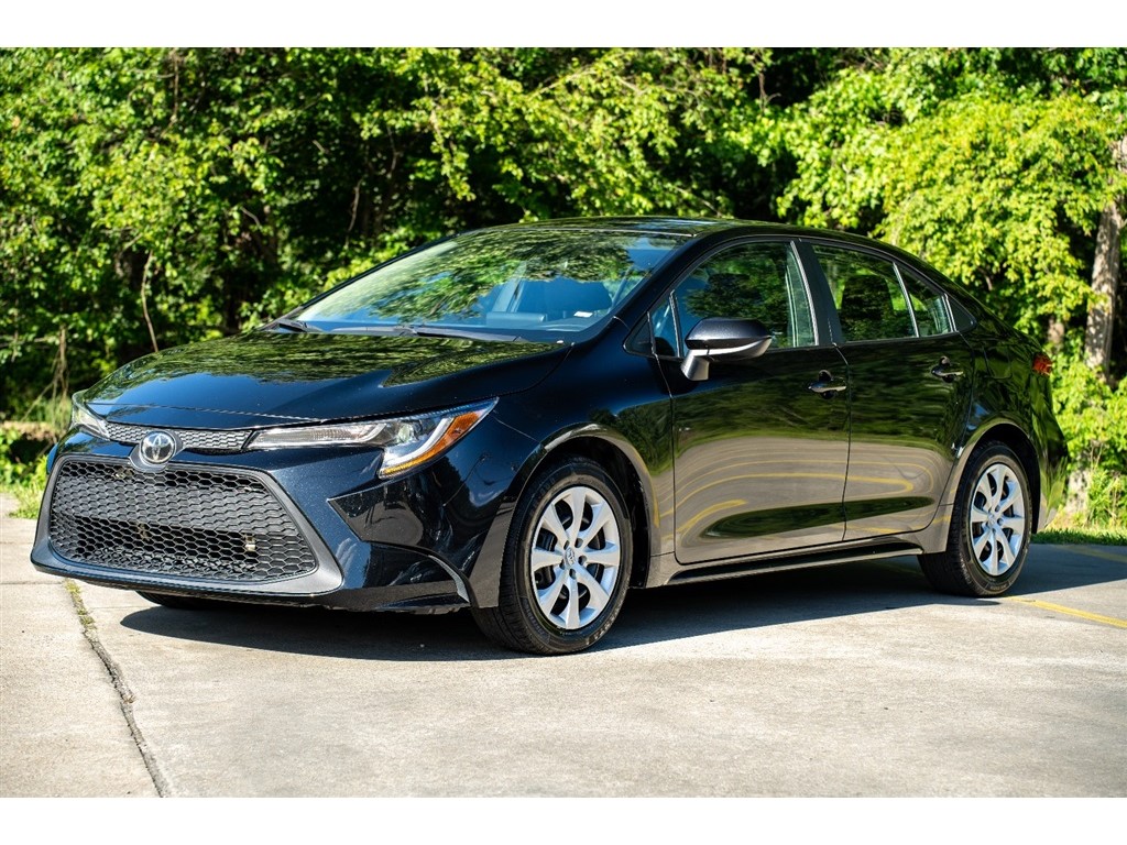 2022 Toyota Corolla LE for sale by dealer