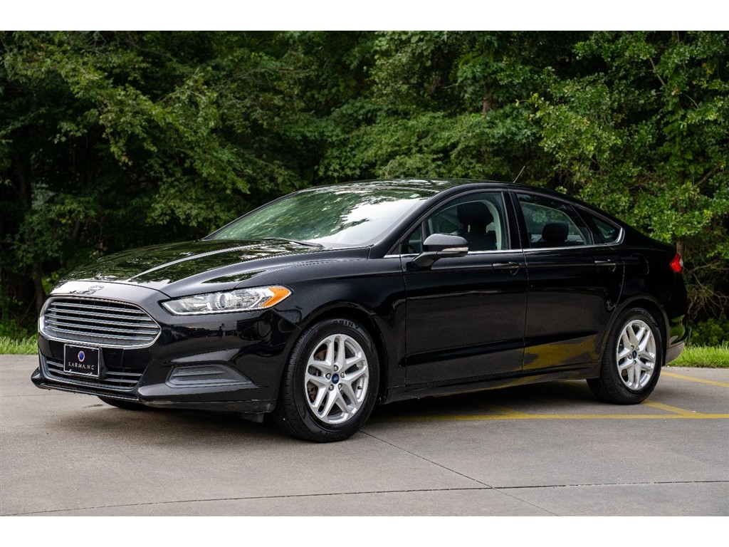 2016 Ford Fusion SE for sale by dealer