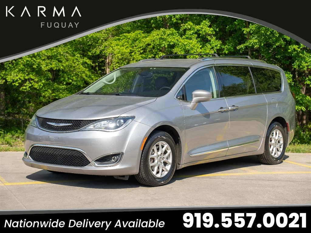 2020 Chrysler Pacifica Touring-L for sale by dealer