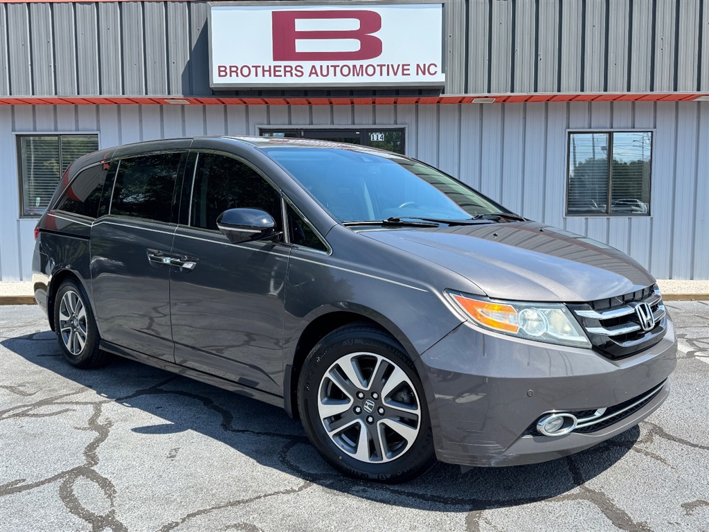 2015 Honda Odyssey Touring for sale by dealer