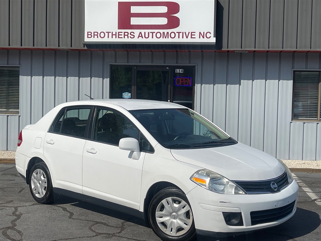 2010 Nissan Versa for sale by dealer