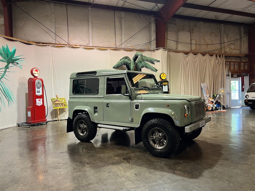 1998 Land Rover Defender 90 for sale by dealer