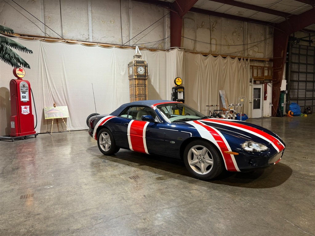 1998 Jaguar XK8 Convertible for sale by dealer