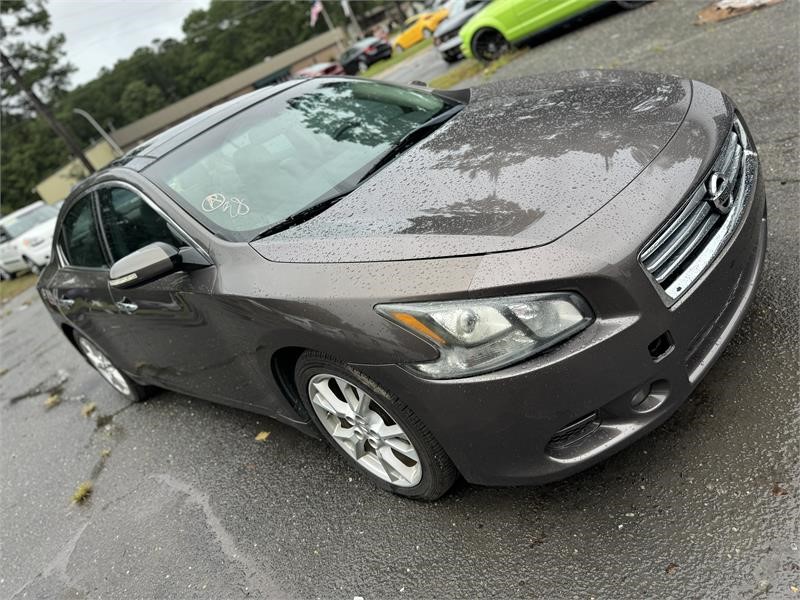 2014 NISSAN MAXIMA S/SV for sale by dealer