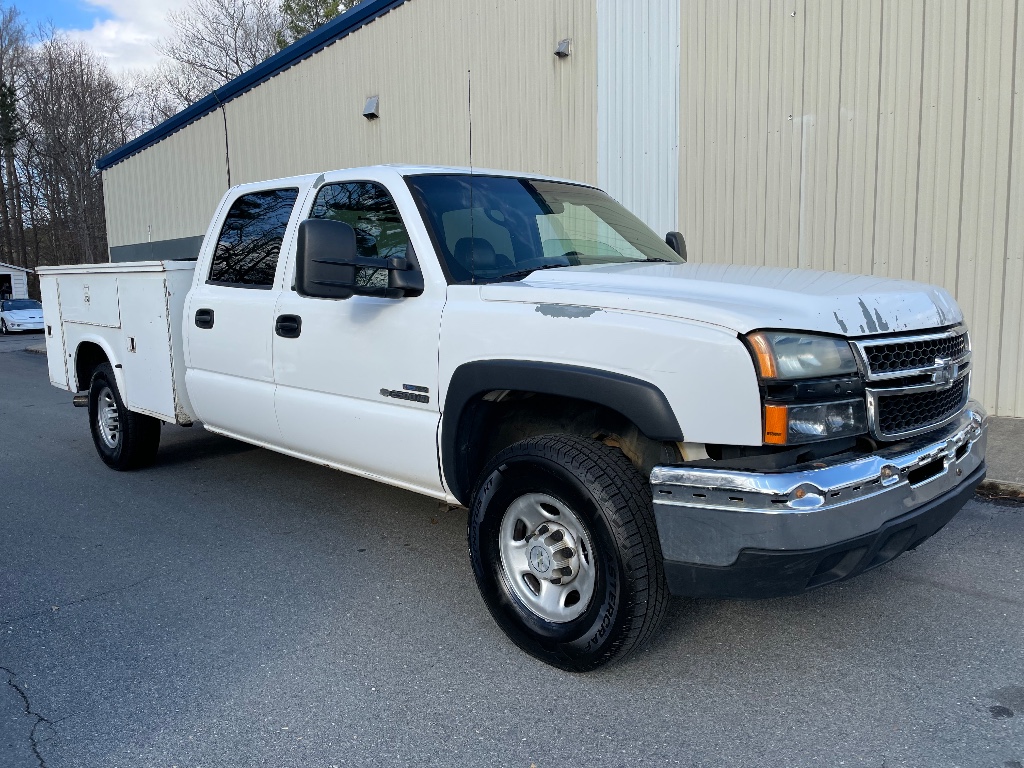 2006 Chevrolet Silverado 2500HD Work Truck Crew Cab Long Bed 2WD for sale by dealer