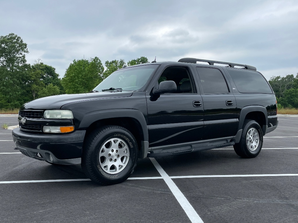 2005 Chevrolet Suburban 1500 4WD for sale by dealer