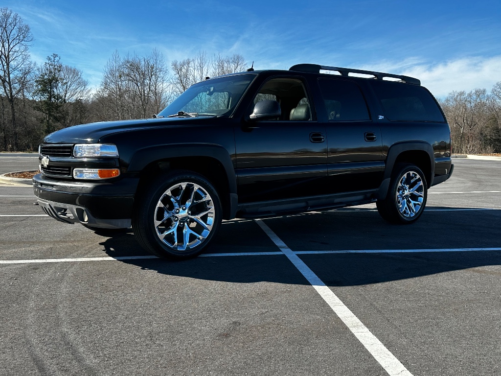 2004 Chevrolet Suburban 1500 4WD for sale by dealer