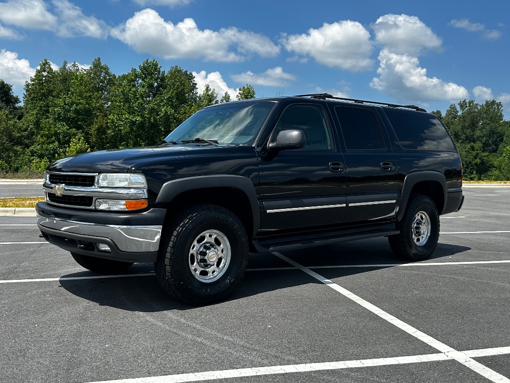 2003 Chevrolet Suburban 2500 4WD for sale by dealer