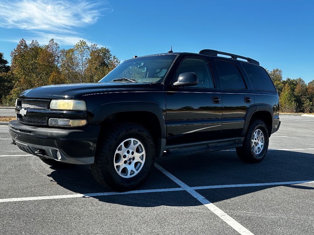 2004 Chevrolet Tahoe 4WD for sale by dealer