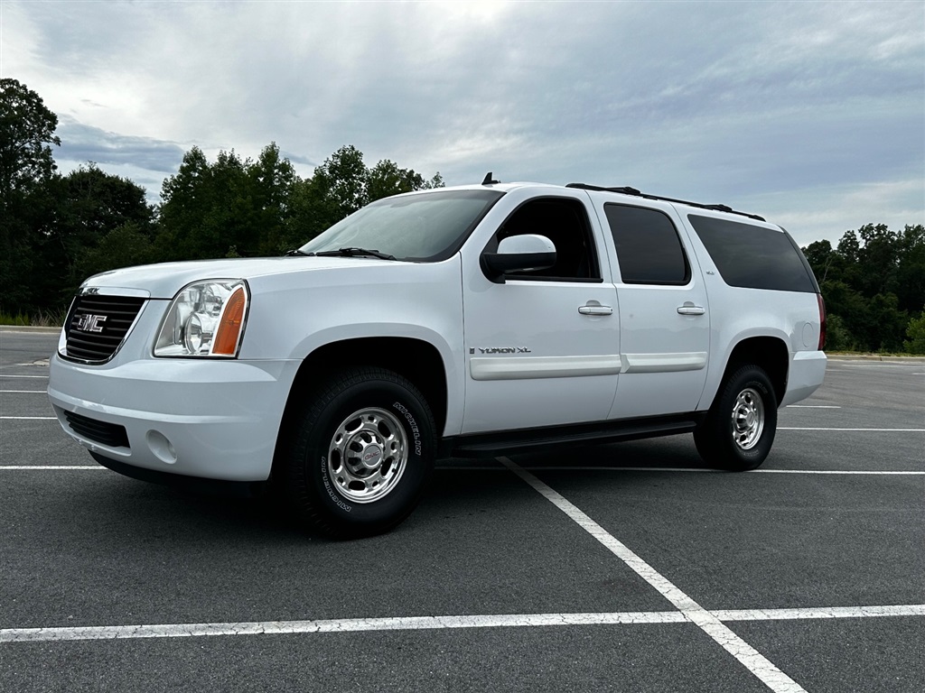 2007 GMC Yukon XL SLT-1 3/4 Ton 4WD for sale by dealer