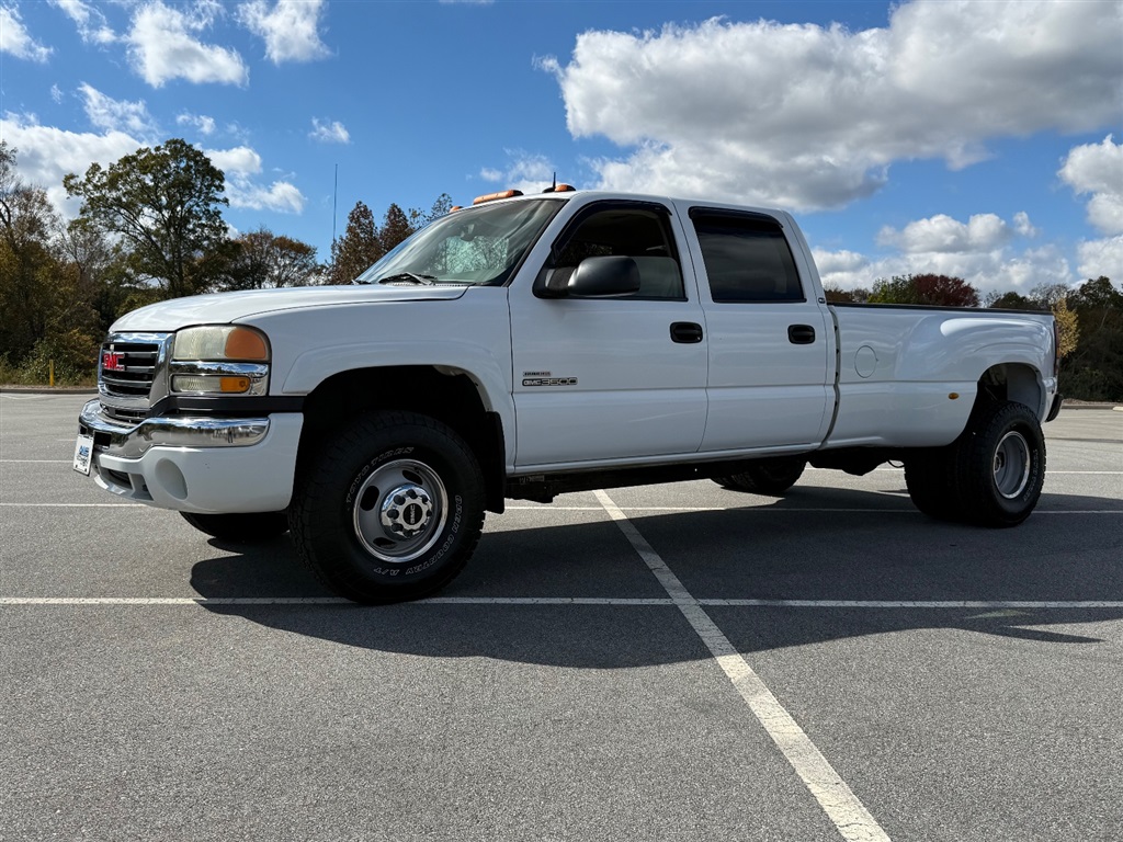 2003 GMC Sierra 3500 SLE Crew Cab 4WD for sale by dealer