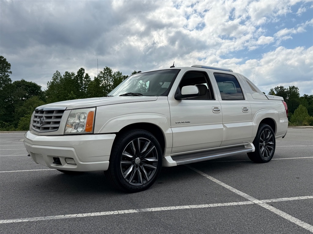 2005 Cadillac Escalade EXT Sport Utility Truck for sale by dealer