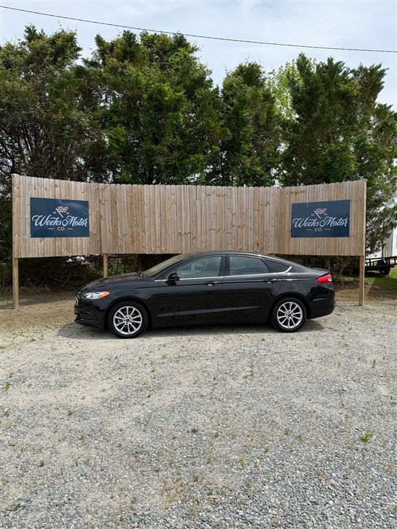 2017 Ford Fusion SE for sale by dealer