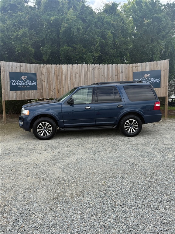 2017 Ford Expedition XLT 4WD for sale by dealer