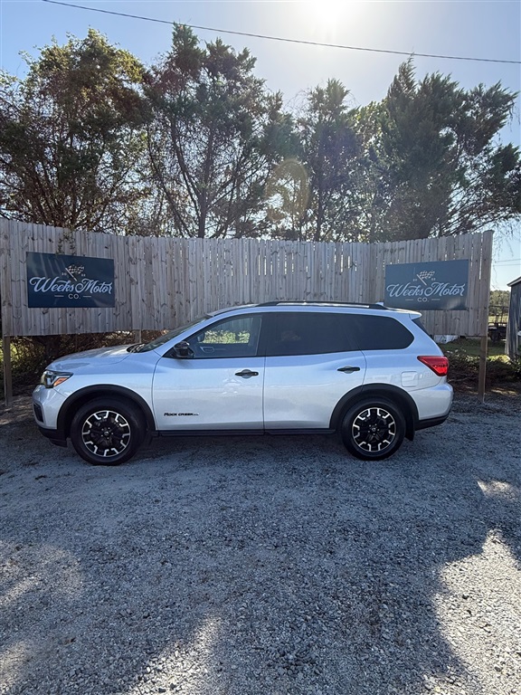 2020 Nissan Pathfinder SV 4WD for sale by dealer