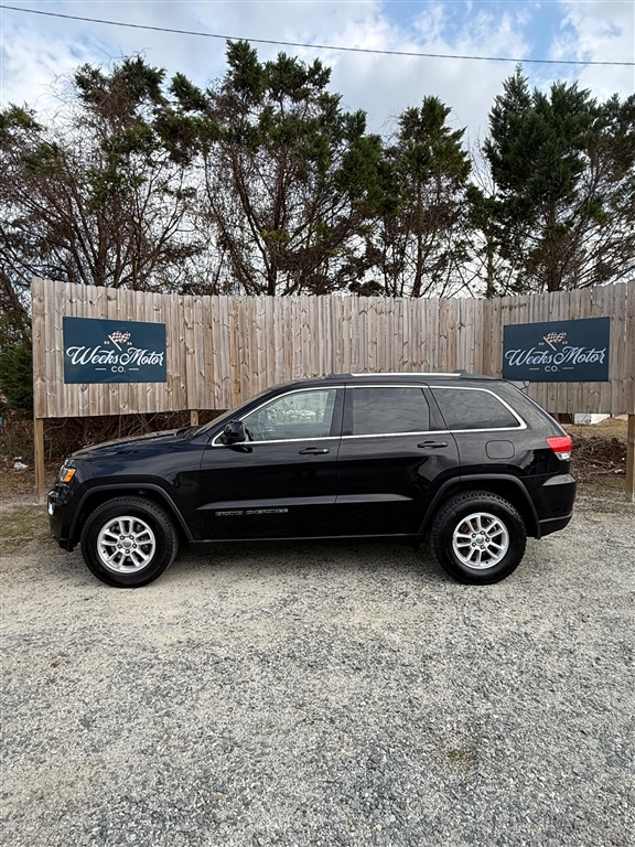 2019 JEEP GRAND CHEROKEE Laredo 4WD for sale by dealer