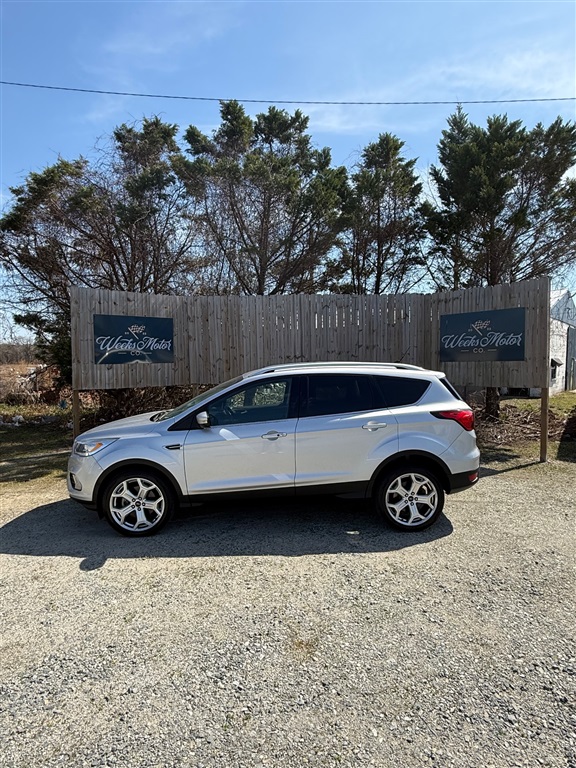 2019 Ford Escape Titanium FWD for sale by dealer
