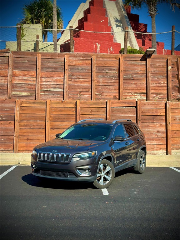 2019 Jeep Cherokee Limited FWD for sale by dealer