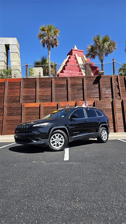 2016 Jeep Cherokee Latitude FWD for sale by dealer