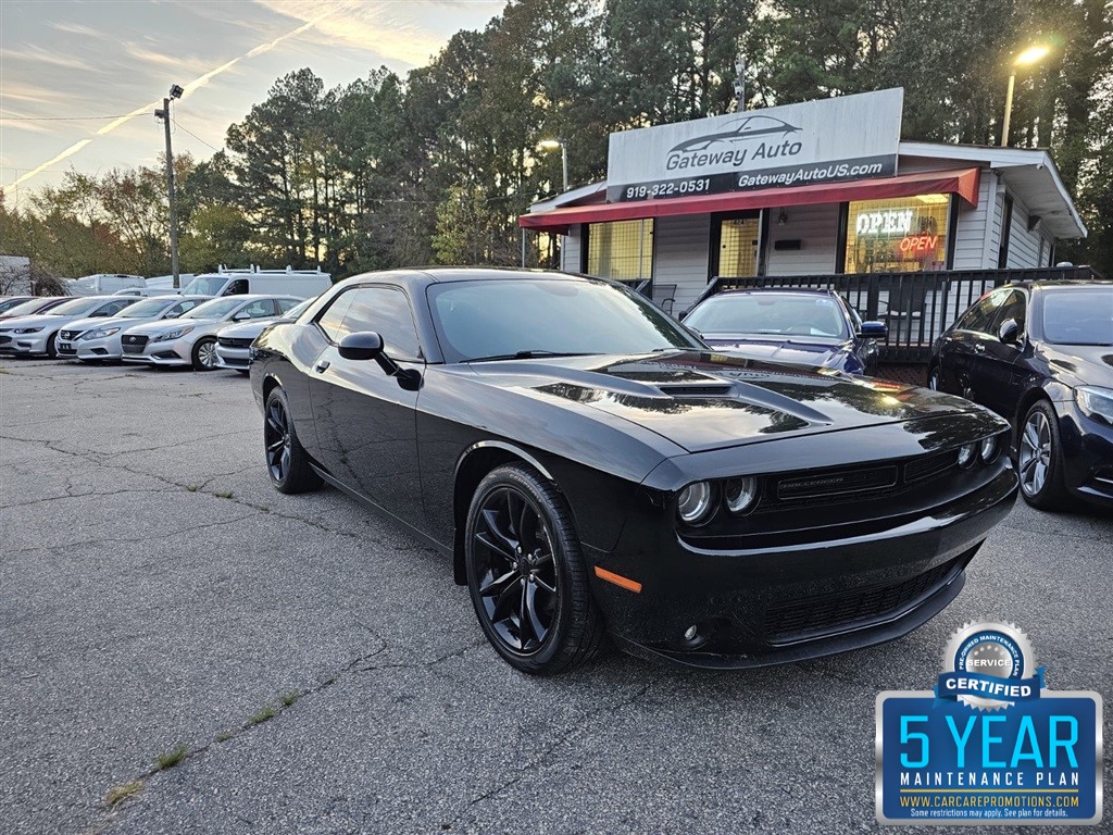 2016 Dodge Challenger SXT for sale by dealer